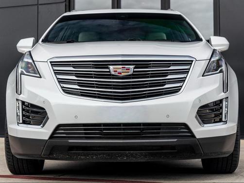2017 Cadillac XT5 Premium Luxury