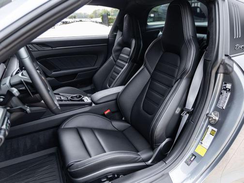 2026 Porsche 911 Targa 4 GTS