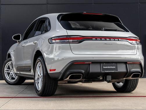 2025 Porsche Macan 