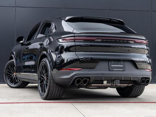 2026 Porsche Cayenne S