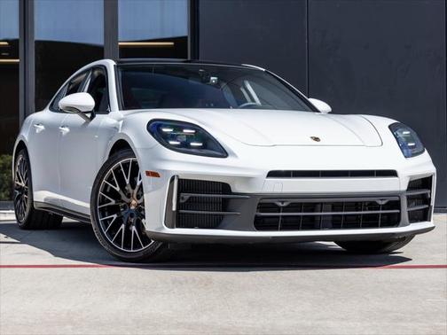 2025 Porsche Panamera