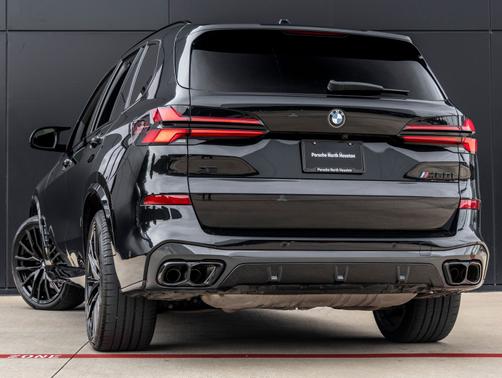 Black Sapphire Metallic 2026 BMW X5 M60i