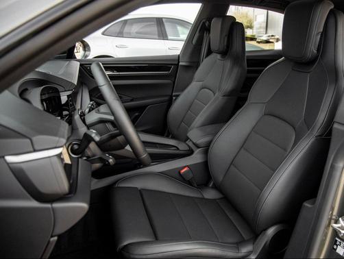 2026 Porsche Macan 4S