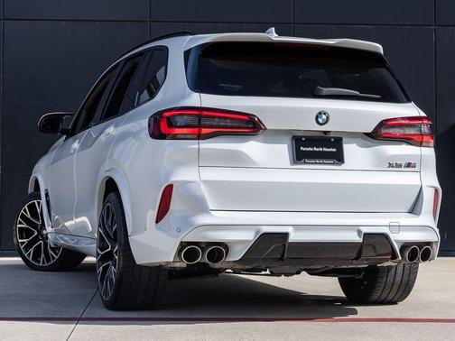 White Metallic 2022 BMW X5 M Base
