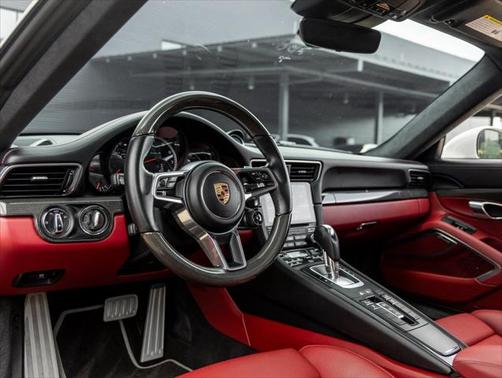2019 Porsche 911 Turbo S