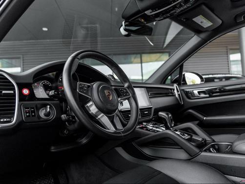 2020 Porsche Cayenne Cayenne