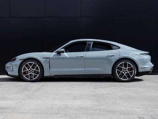 2025 Porsche Taycan 4S