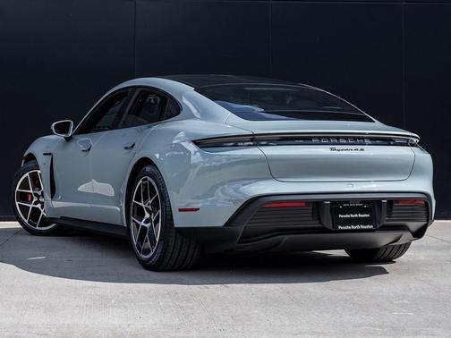 2025 Porsche Taycan 4S