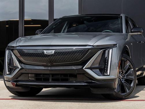 2024 Cadillac LYRIQ Sport