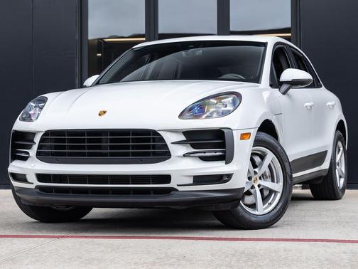 White 2021 Porsche Macan Macan