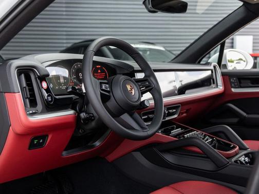 2025 Porsche Cayenne Cayenne