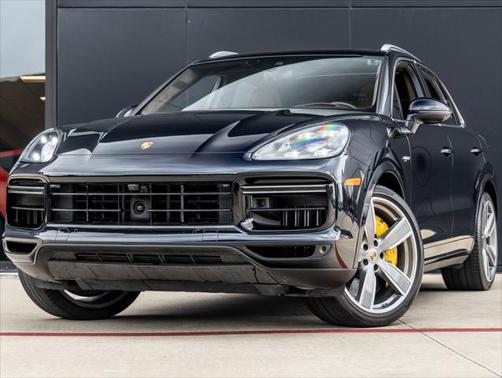 2022 Porsche Cayenne E-Hybrid S