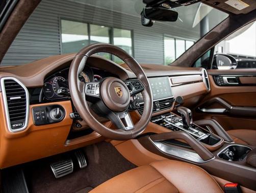 2022 Porsche Cayenne E-Hybrid S