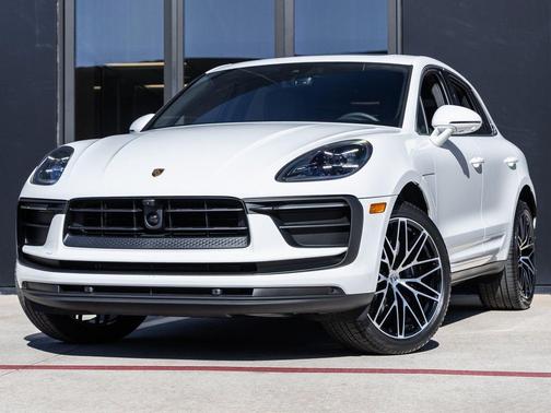 2026 Porsche Macan 