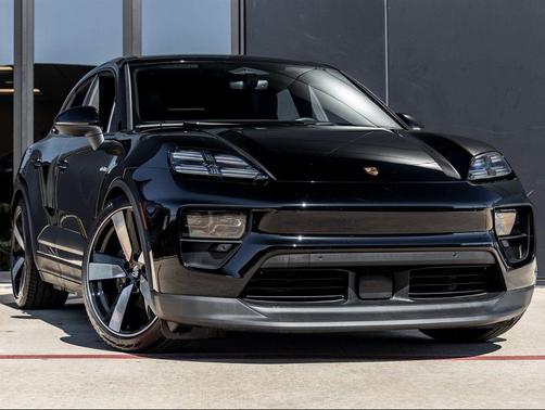 2025 Porsche Macan Electric