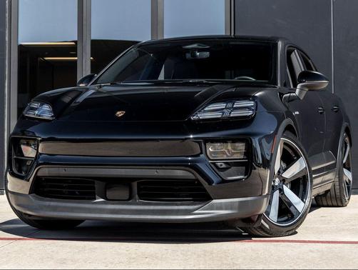 2025 Porsche Macan Electric