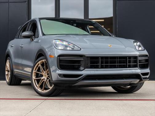 2022 Porsche Cayenne Turbo GT