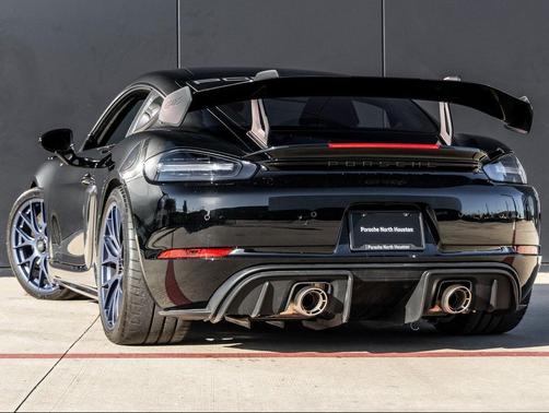 2025 Porsche 718 Cayman GT4 RS