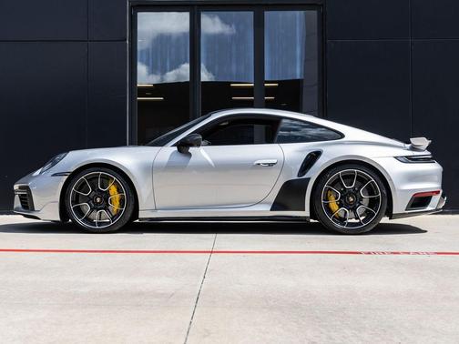 GT Silver Metallic 2022 Porsche 911 Turbo S