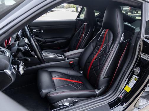 2018 Porsche 718 Cayman S