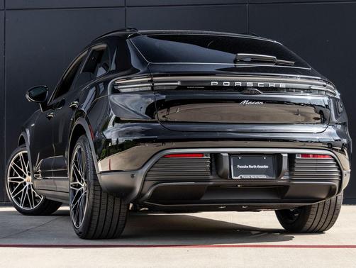 2025 Porsche Macan Macan Electric