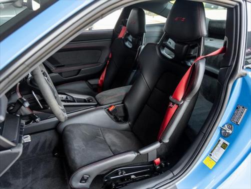2024 Porsche 911 Carrera GTS