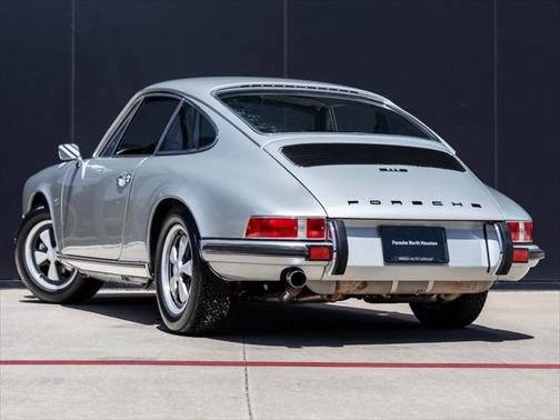 1972 Porsche 911 Base