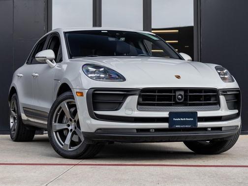 2023 Porsche Macan 