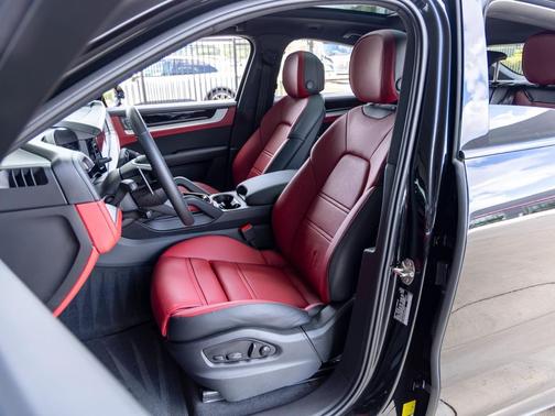 2025 Porsche Cayenne Cayenne