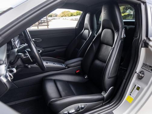 2019 Porsche 911 Targa 4