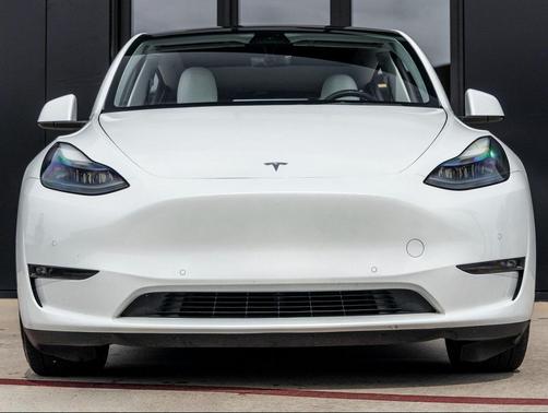 2022 Tesla Model Y Performance Dual Motor All-Wheel Drive