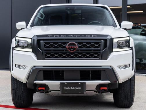 Glacier White 2023 Nissan Frontier PRO-4X