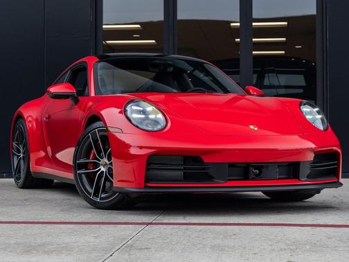 2026 Porsche 911 Carrera 4S