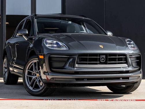Volcano Grey Metallic 2026 Porsche Macan Macan