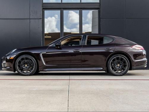 2013 Porsche Panamera 4