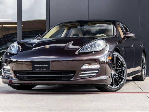 2013 Porsche Panamera 4
