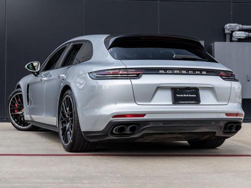 2018 Porsche Panamera Turbo