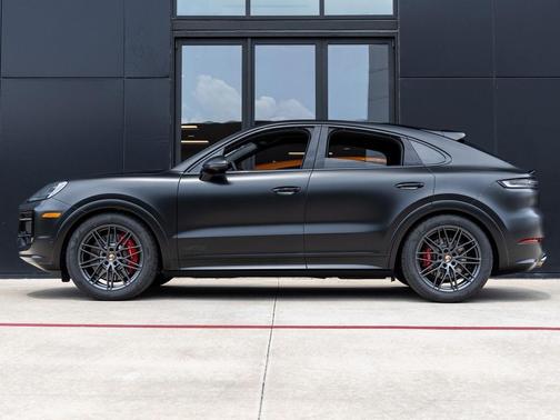 2026 Porsche Cayenne GTS