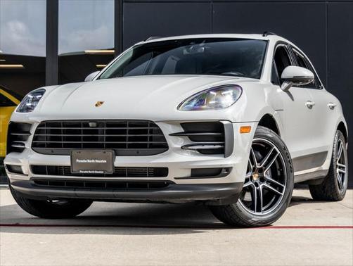 2021 Porsche Macan Base
