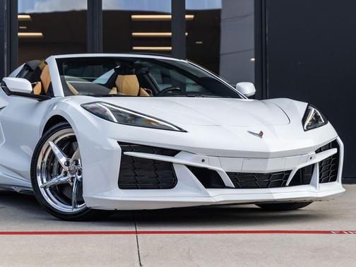 Arctic White 2025 Chevrolet Corvette E-Ray RWD Convertible 3LZ