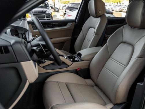 2026 Porsche Cayenne 