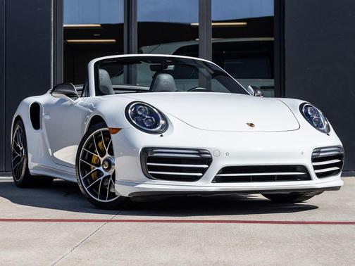 2017 Porsche 911 Turbo S