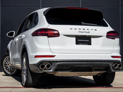 2017 Porsche Cayenne S