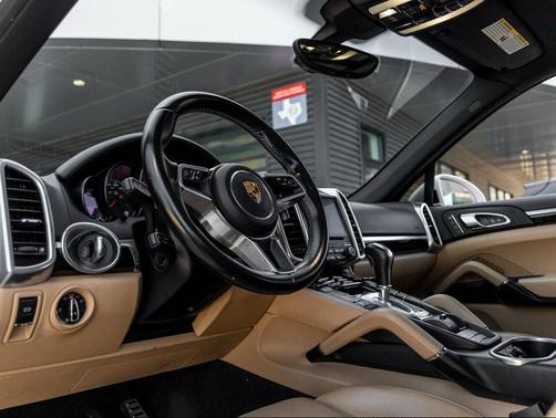 2017 Porsche Cayenne S