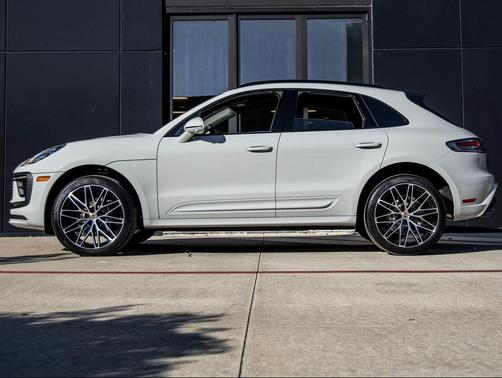 2026 Porsche Macan T