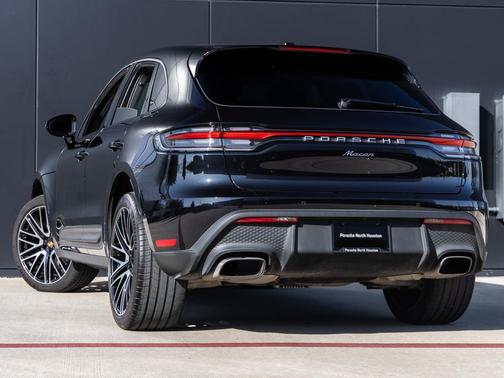 2023 Porsche Macan Macan (MY23)