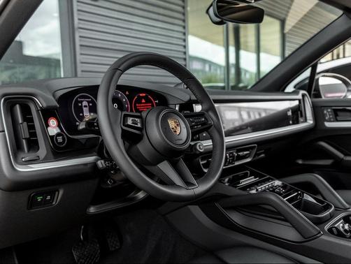 2025 Porsche Cayenne Cayenne