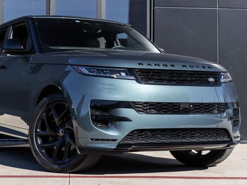 2025 Land Rover Range Rover Sport SE