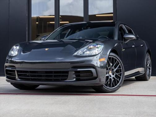 2018 Porsche Panamera E-Hybrid 4