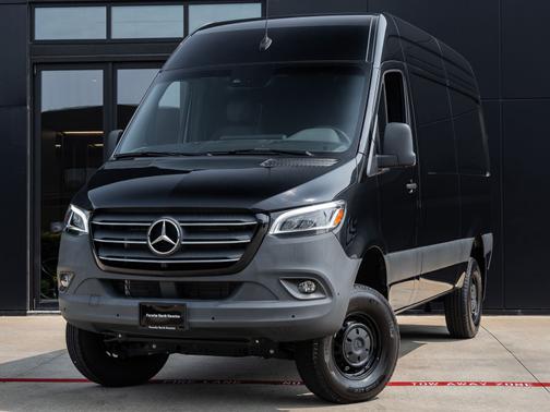 Black 2024 Mercedes-Benz Sprinter 2500